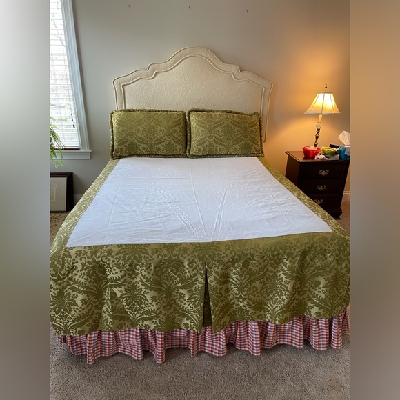 Queen Custom Made Tailored Bedskirt with Matching Shams